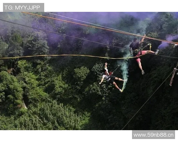 极限挑战与心灵探索：杨芳的极限运动人生之旅